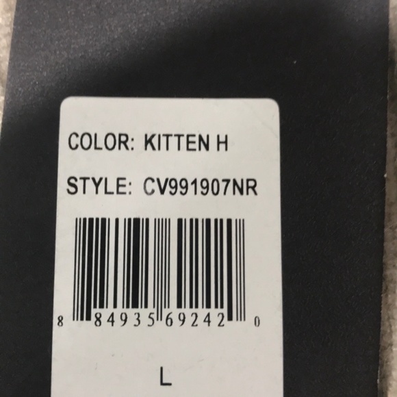 Cyrus V-Neck Button Front Cardigan - Picture 5 of 8